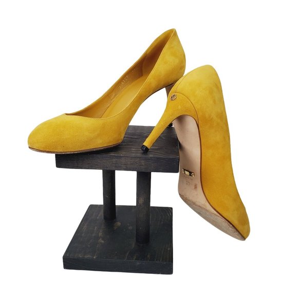 Gucci Suede Mustard Yellow Round Toe Pump Heels, Taylor Swift Favorite, Sz 8.5 - Picture 5 of 14